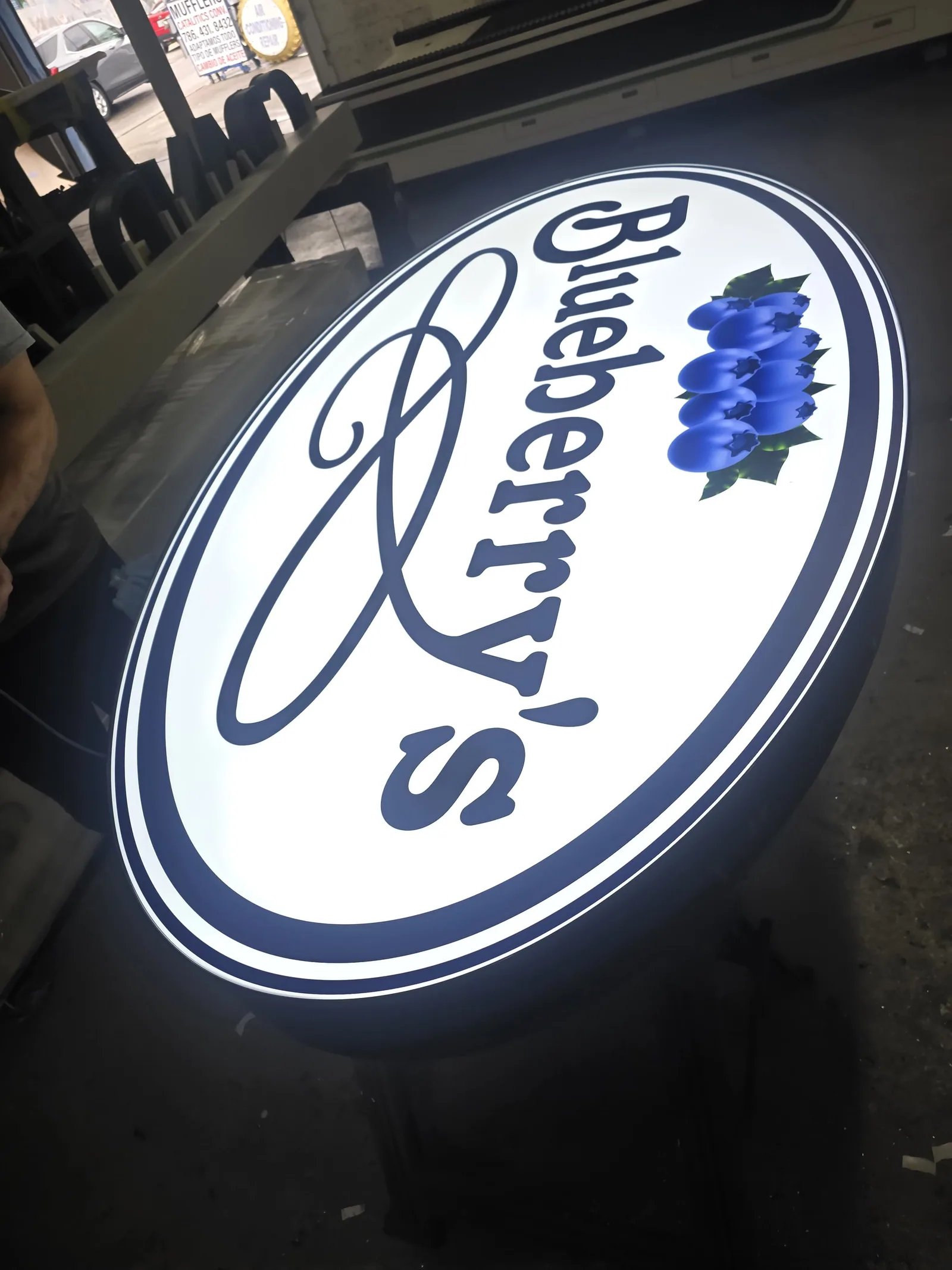 Illuminated light box with clean acrylic face